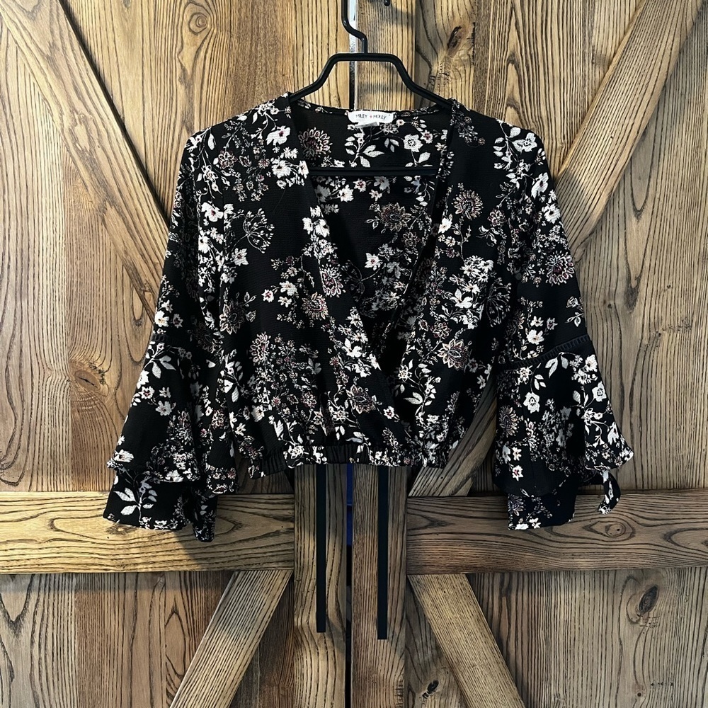 MILEY & molly flower crop S